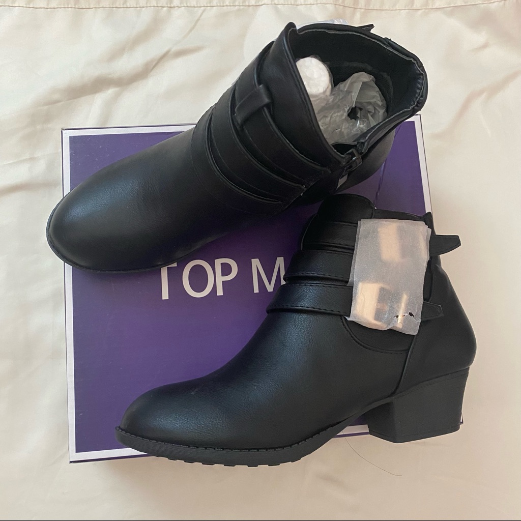 Brand New Top Moda Black Booties